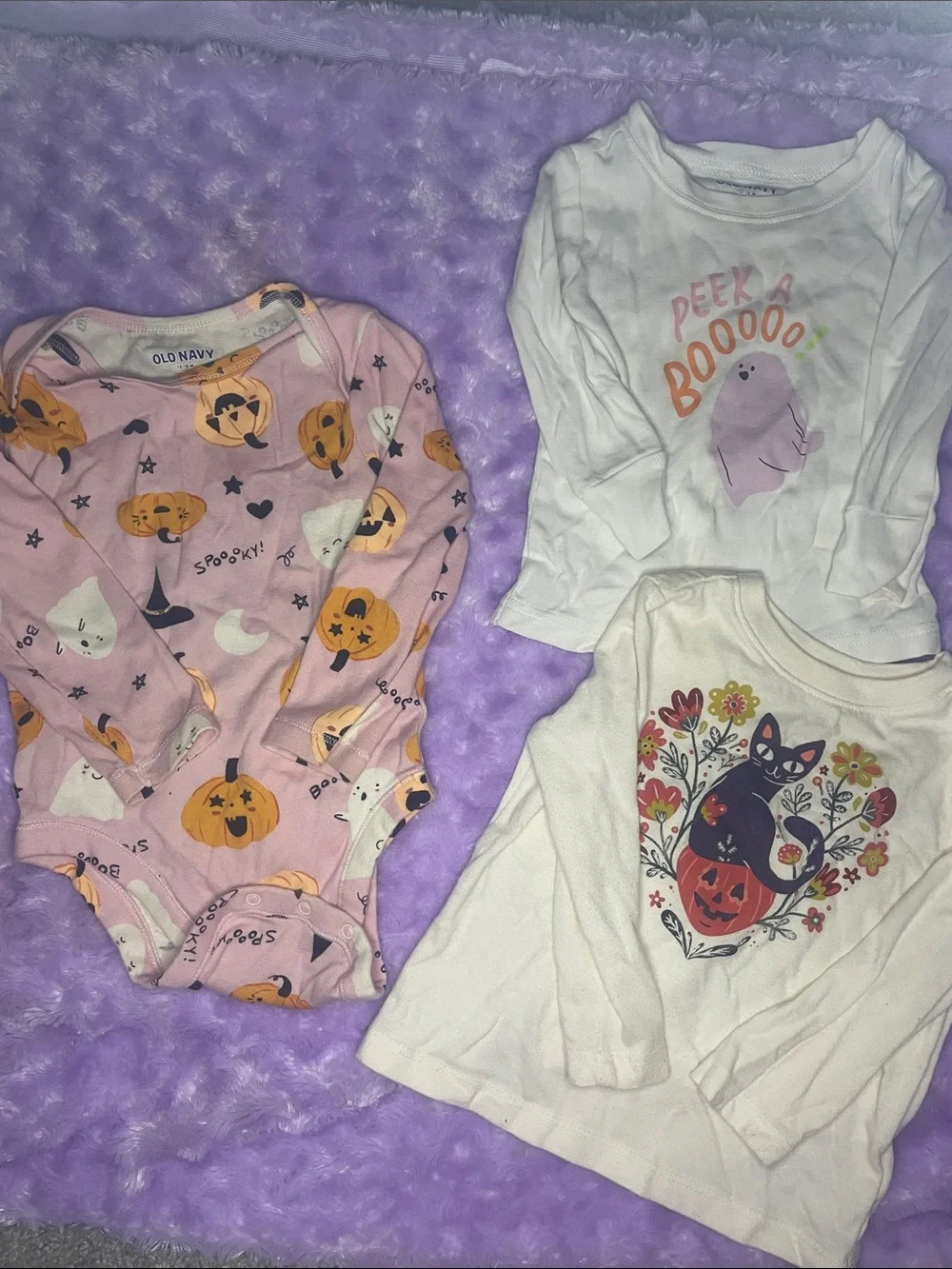 Old Navy Pink Pumpkin & Ghost Halloween Bodysuit.Make offers to your likings